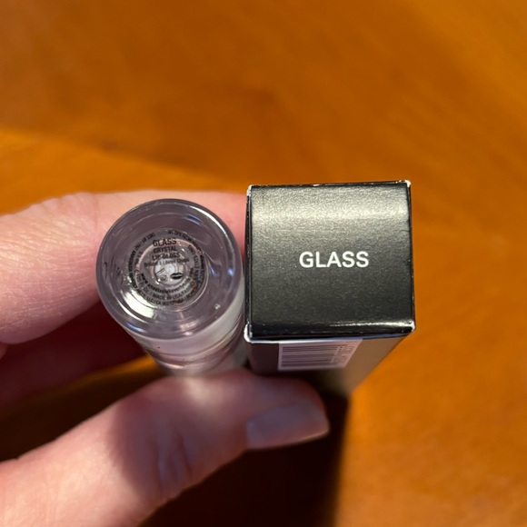 Anastasia Beverly Hills Crystal Clear Lip Gloss - Picture 9 of 16